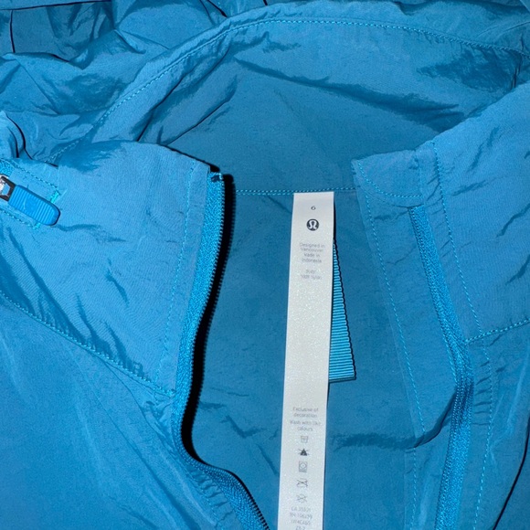 Lululemon Half Zip Cropped Jacket - Picture 2 of 15